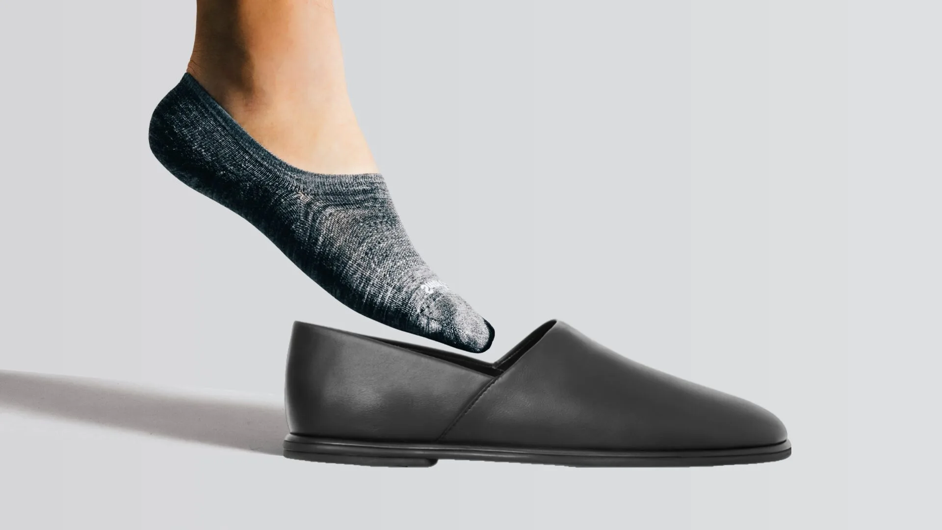 Best Summer Shoes for Men in 2025 Your Ultimate Style Guide - blog banner