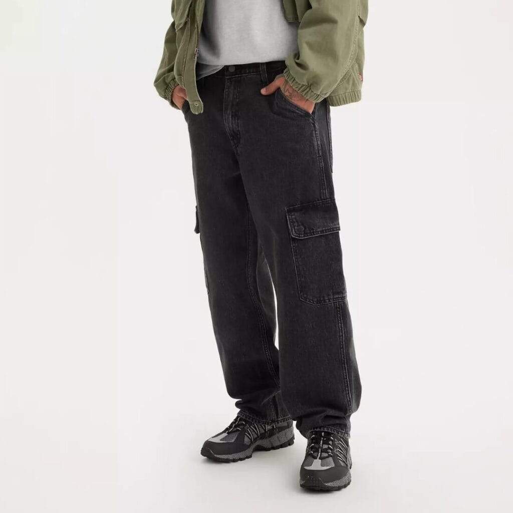 Levi's 568 Loose Straight Cargo Men's Jeans in Darkly Wash
