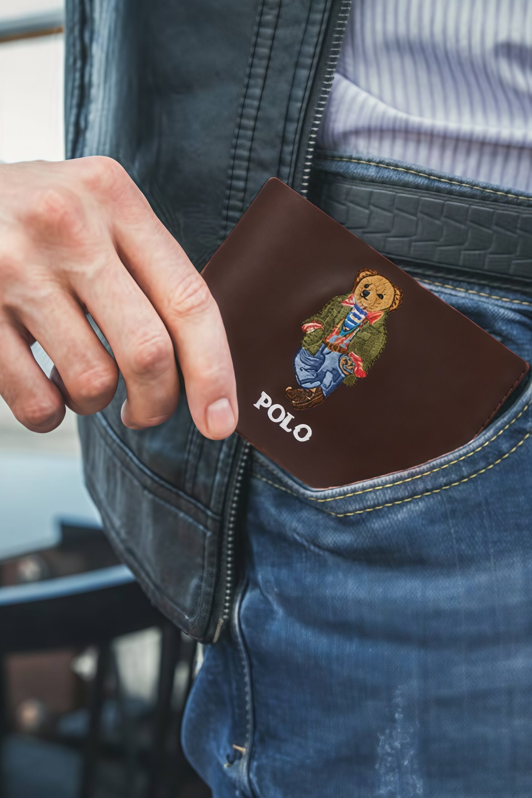Dark Brown Polo Bear Full‑Grain Leather Billfold Wallet in Hand