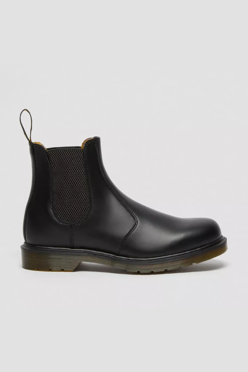 Dr. Martens 2976 Smooth Leather Chelsea Boots in Black
