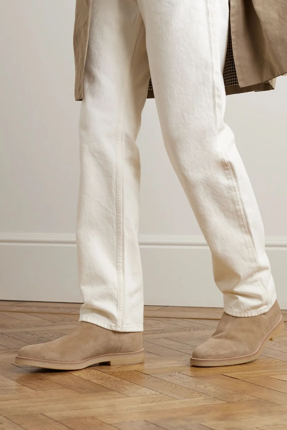 Man Wearing Common Projects Suede Chelsea Boots in Sand