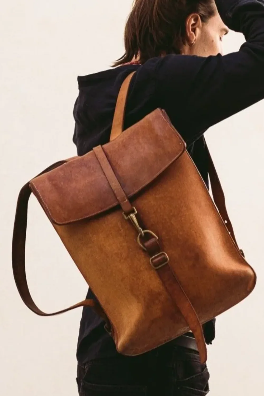 Man Wearing Kika NY Postal Backpack No.1 in Tan