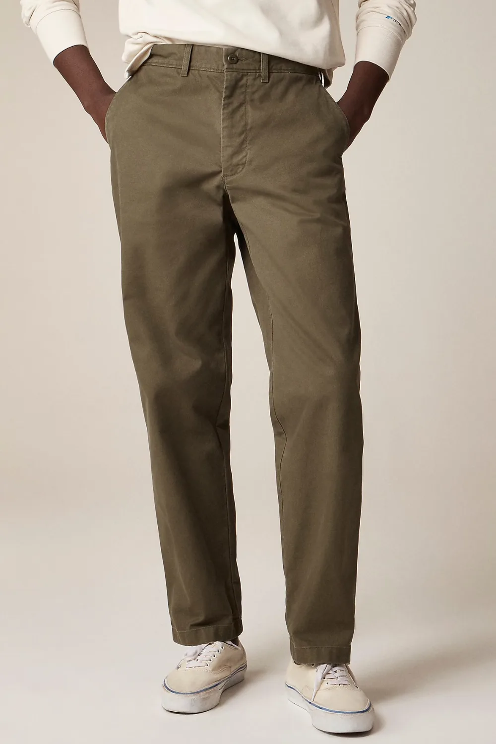 Man wearing J.Crew Classic chino pant in Dill