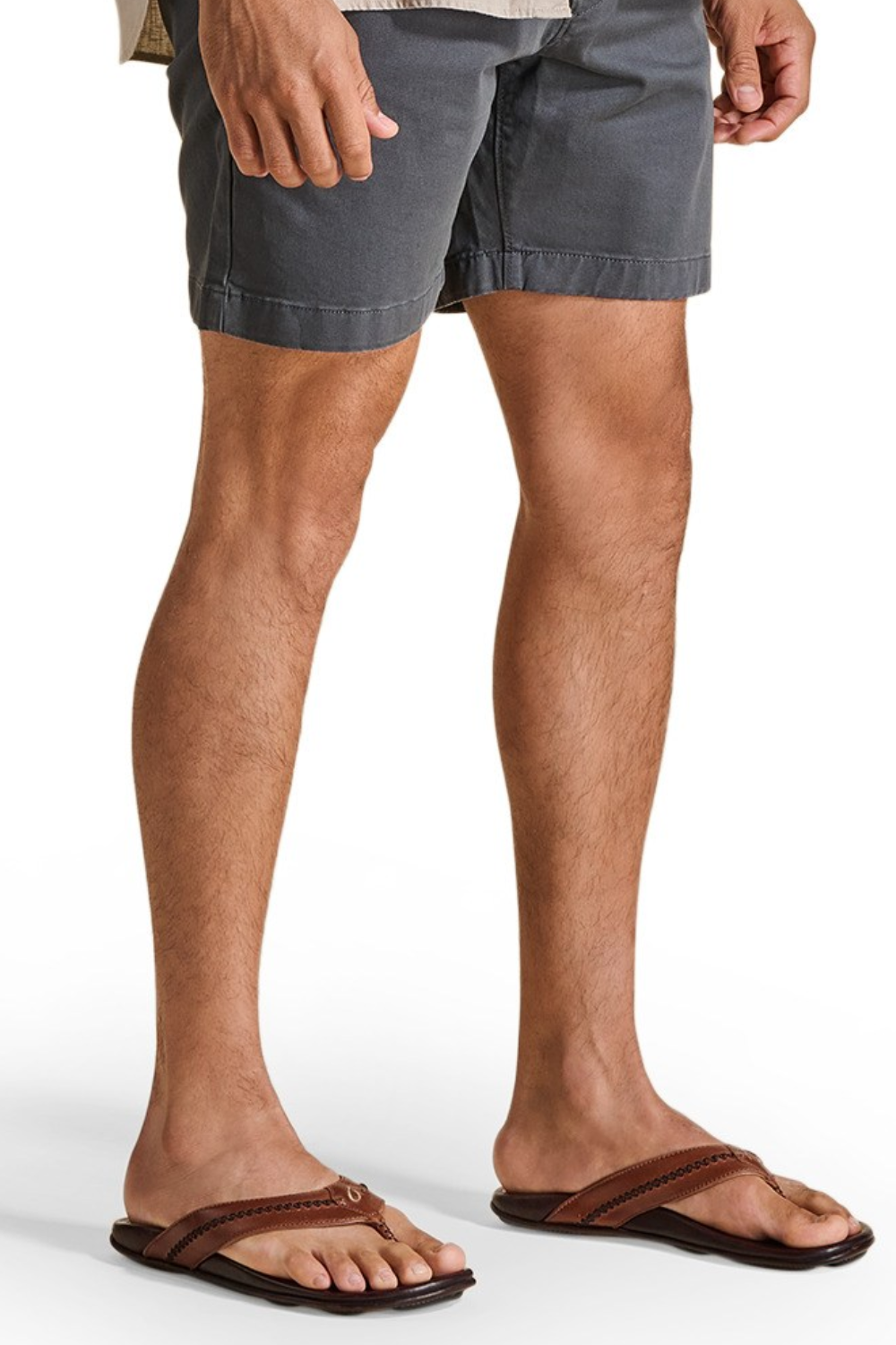 Men wearing OluKai Men's Mea Ola Flip-Flops in Tan