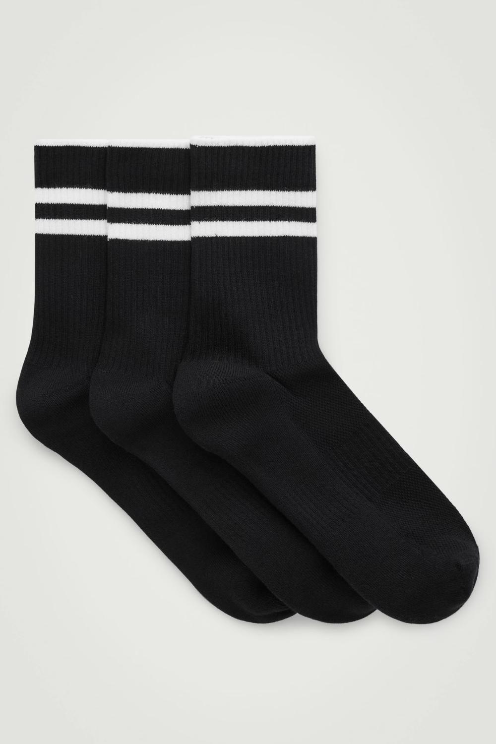 COS 3-PACK RIBBED SPORT SOCKS in Black