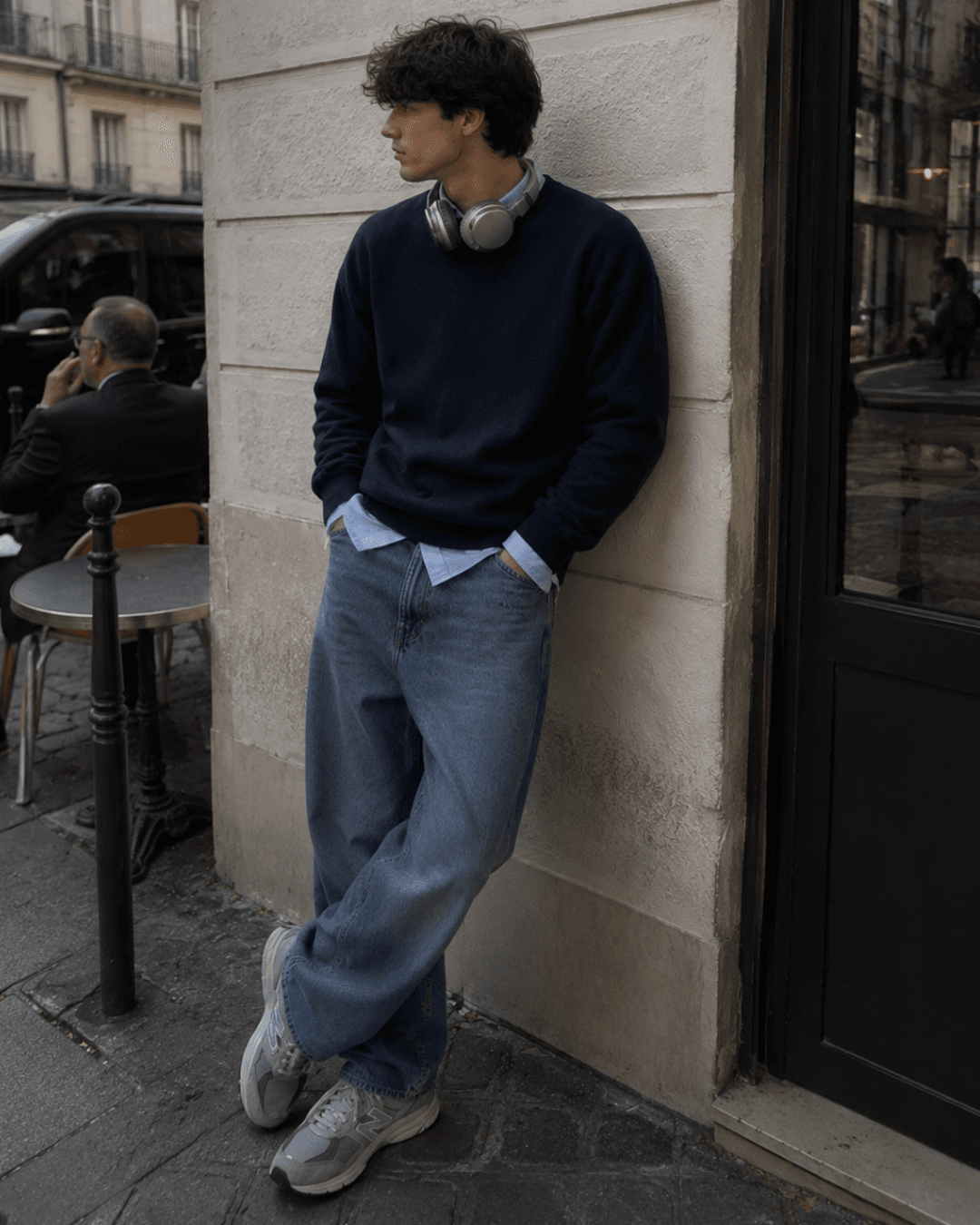 Chunky Dad sneakers with Wide-Leg Jeans